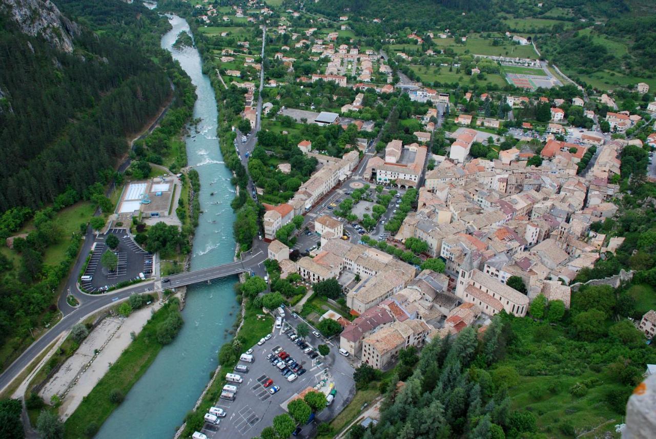 Bnb Castellane Chambre D'Hotes B&B Exterior photo