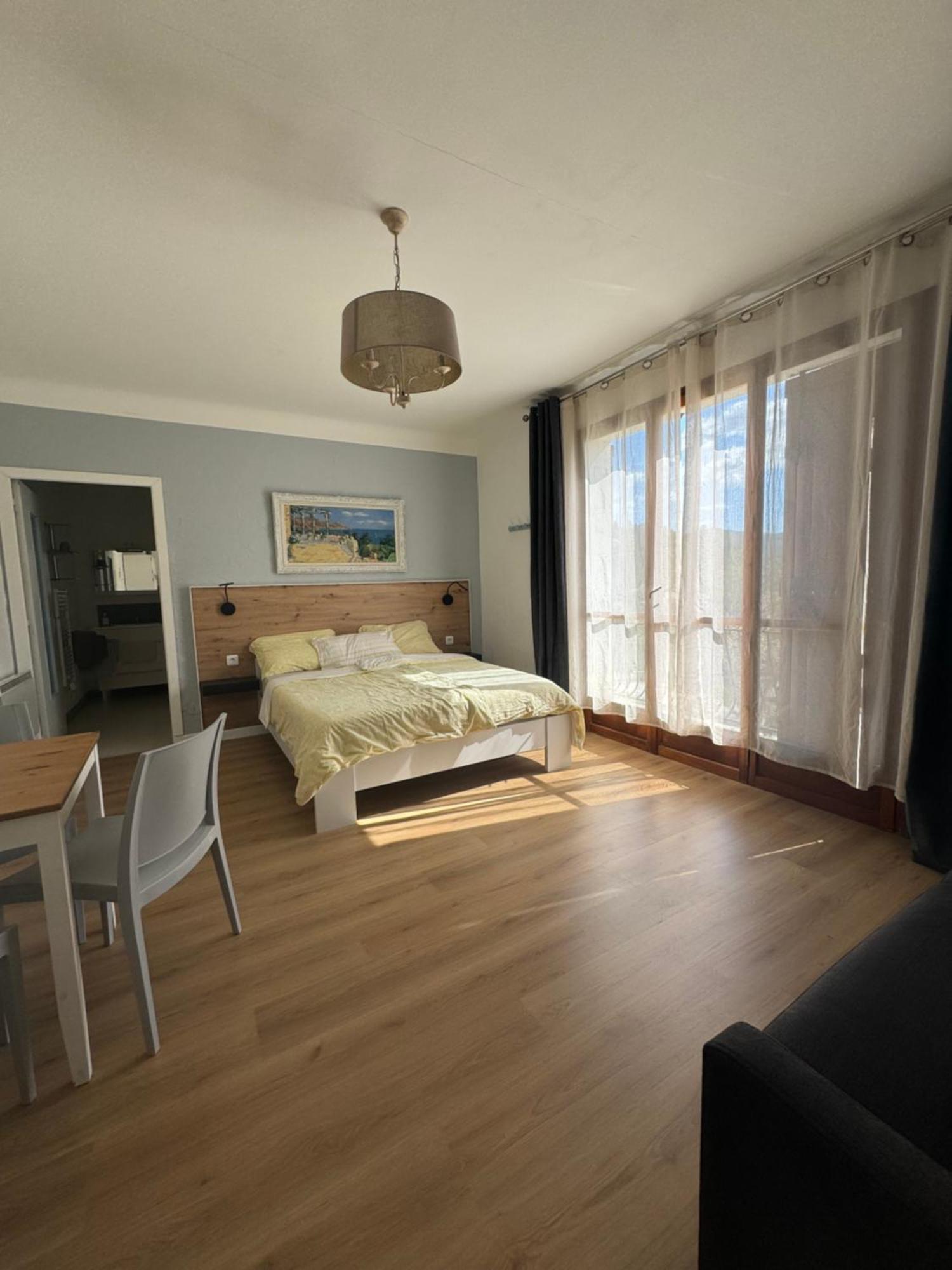 Bnb Castellane Chambre D'Hotes B&B Exterior photo
