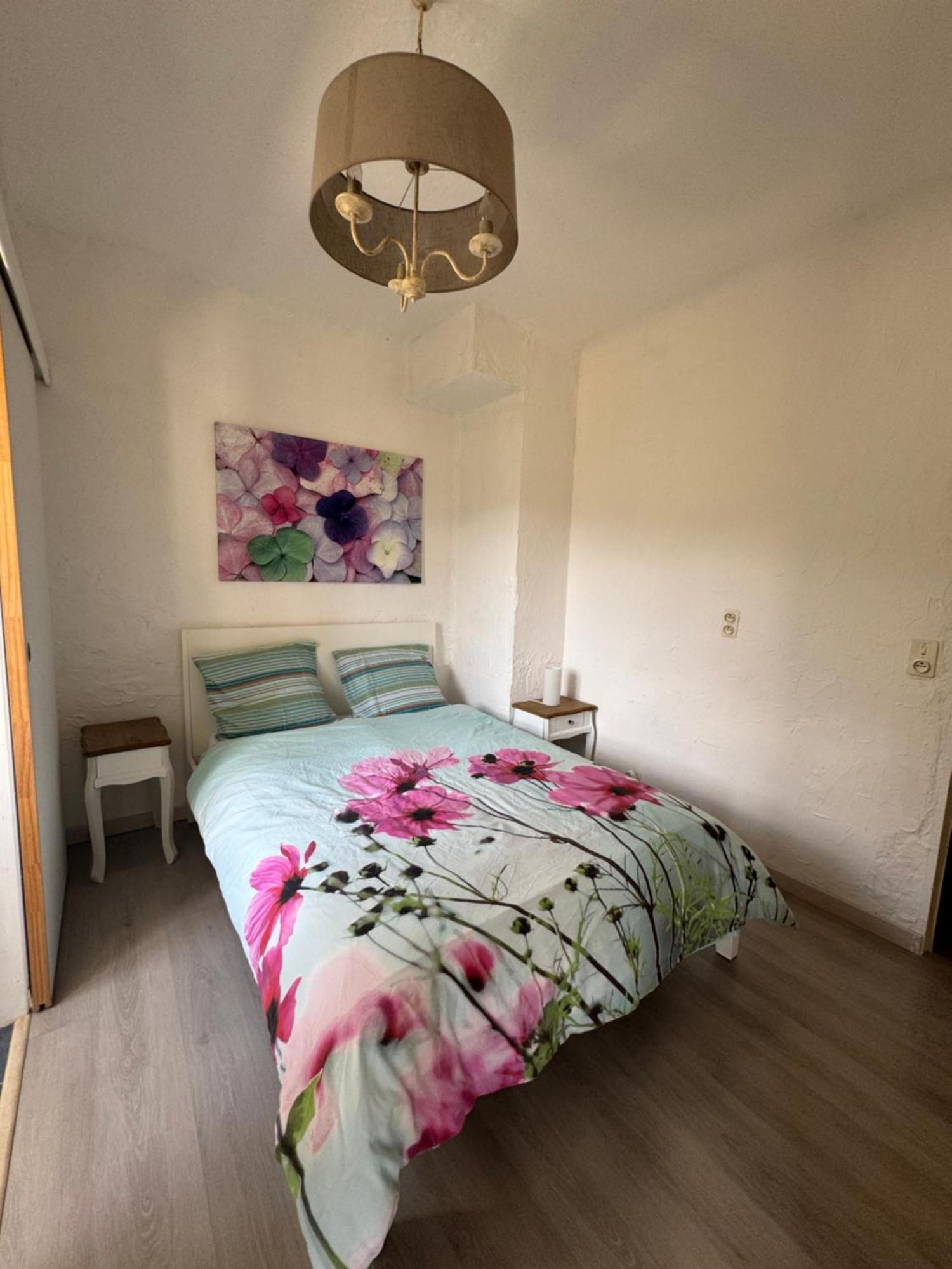 Bnb Castellane Chambre D'Hotes B&B Exterior photo