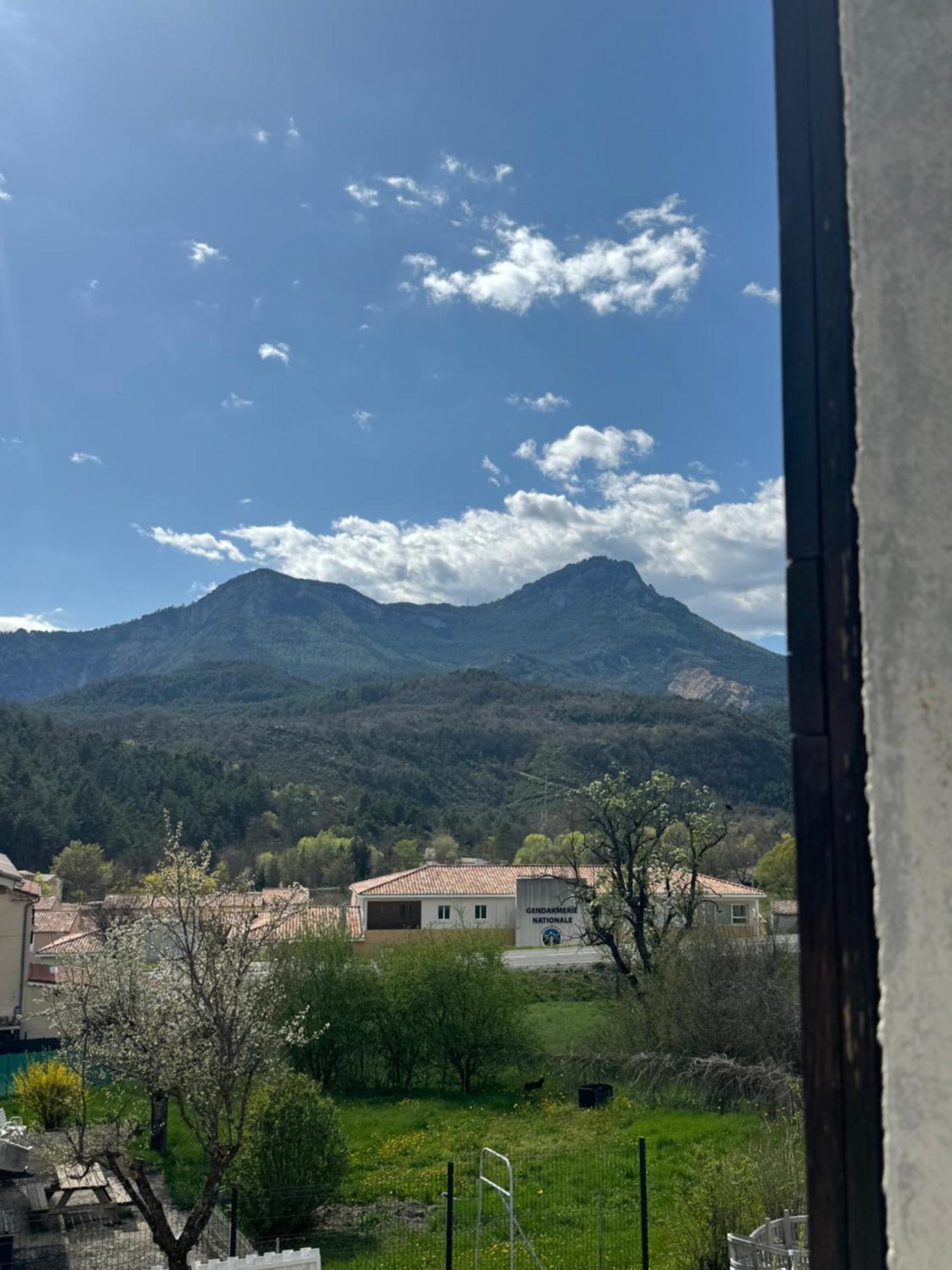 Bnb Castellane Chambre D'Hotes B&B Exterior photo