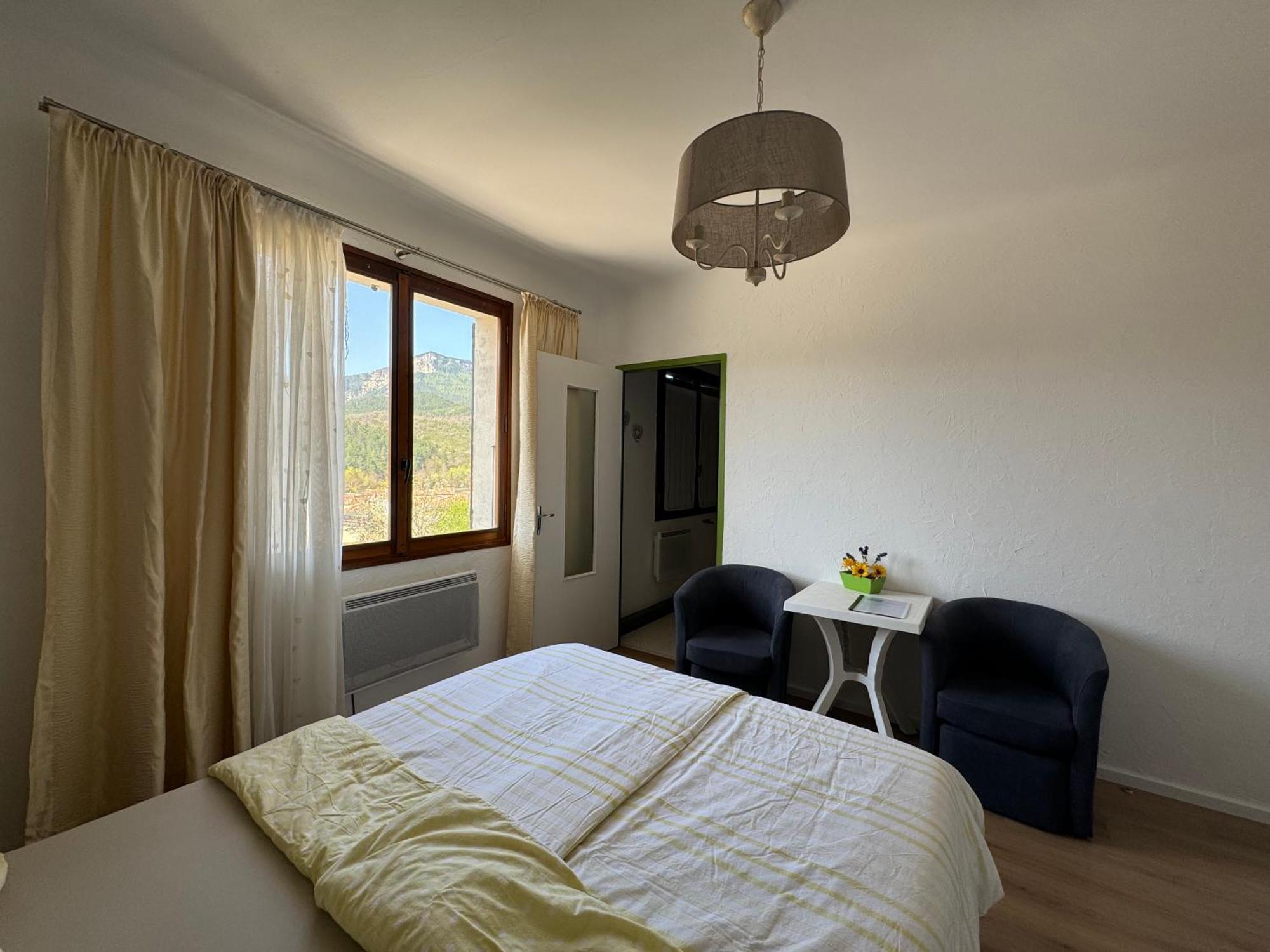 Bnb Castellane Chambre D'Hotes B&B Exterior photo