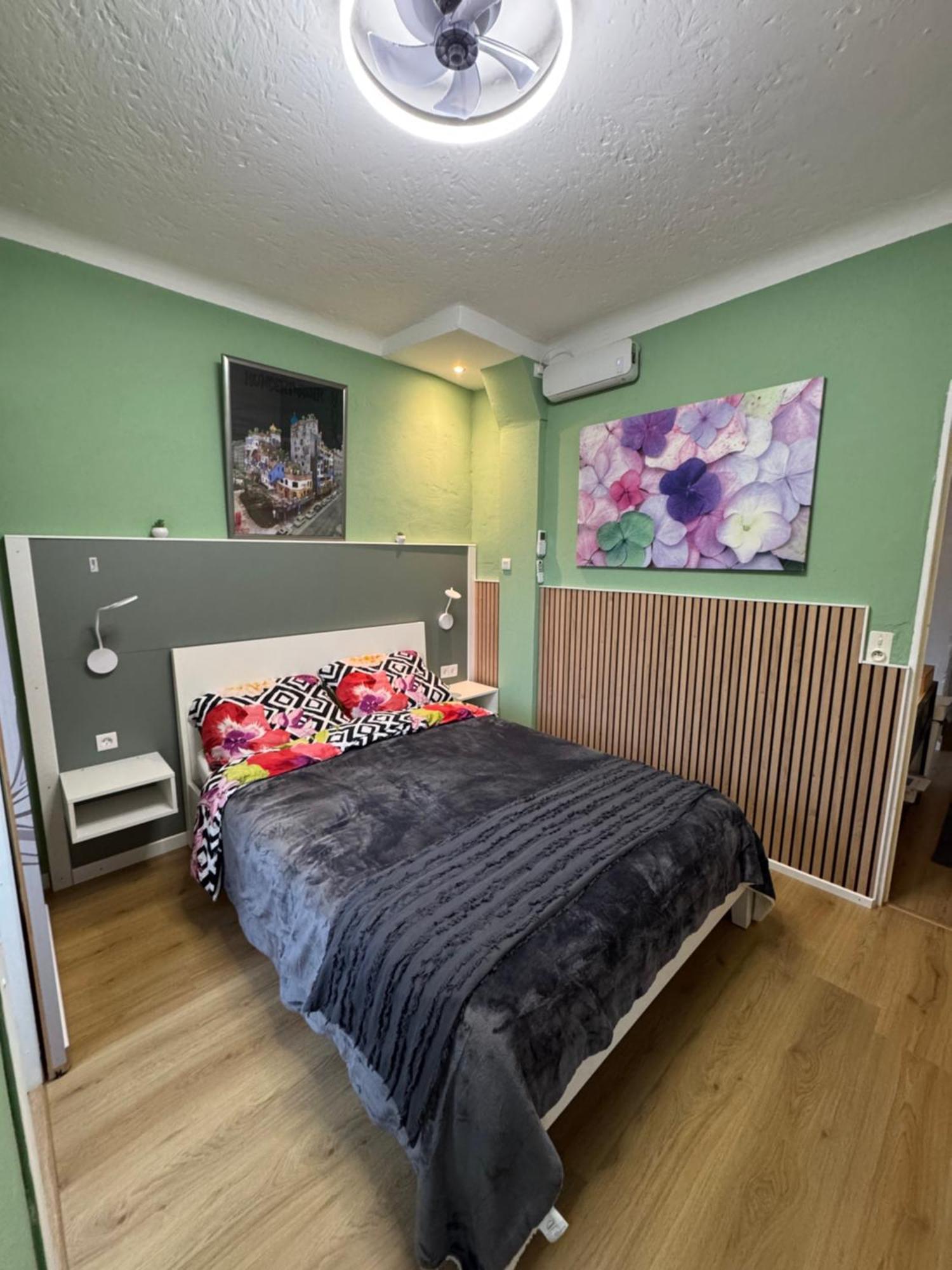 Bnb Castellane Chambre D'Hotes B&B Exterior photo